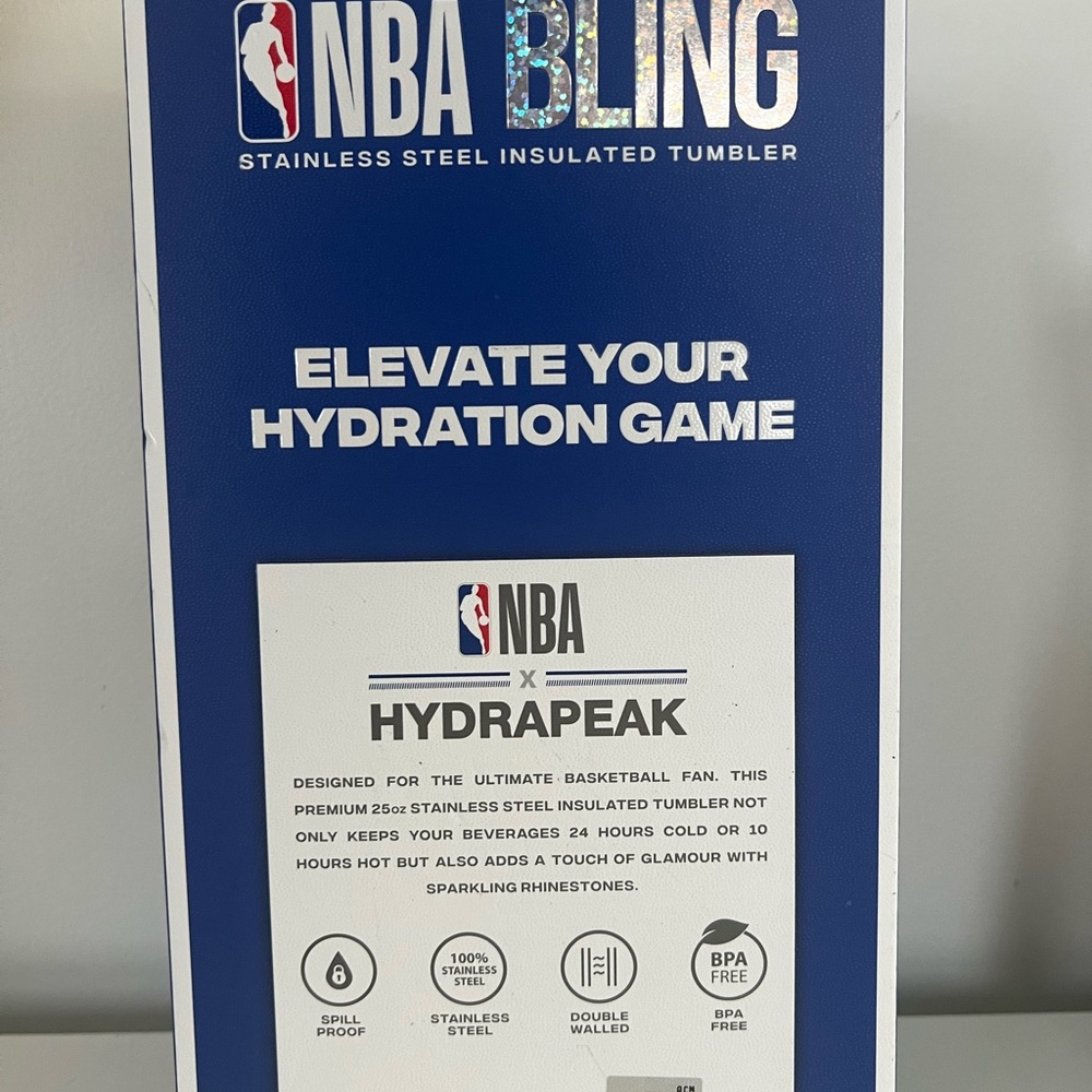 Hydrapeak New York Knicks Limited Edition Silver NBA Bling Tumbler 25 oz - Picture 2 of 3